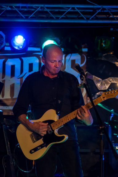 Jupp an der Telecaster