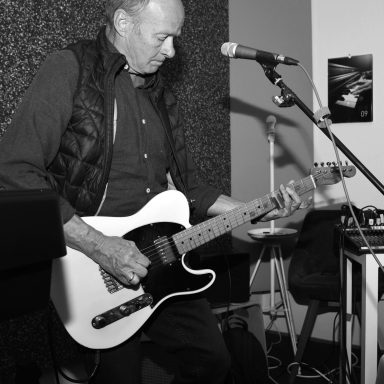 Jupp mit der Telecaster