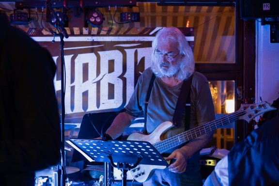 Hajo beim Gig im Cafe Lukas in Overath 